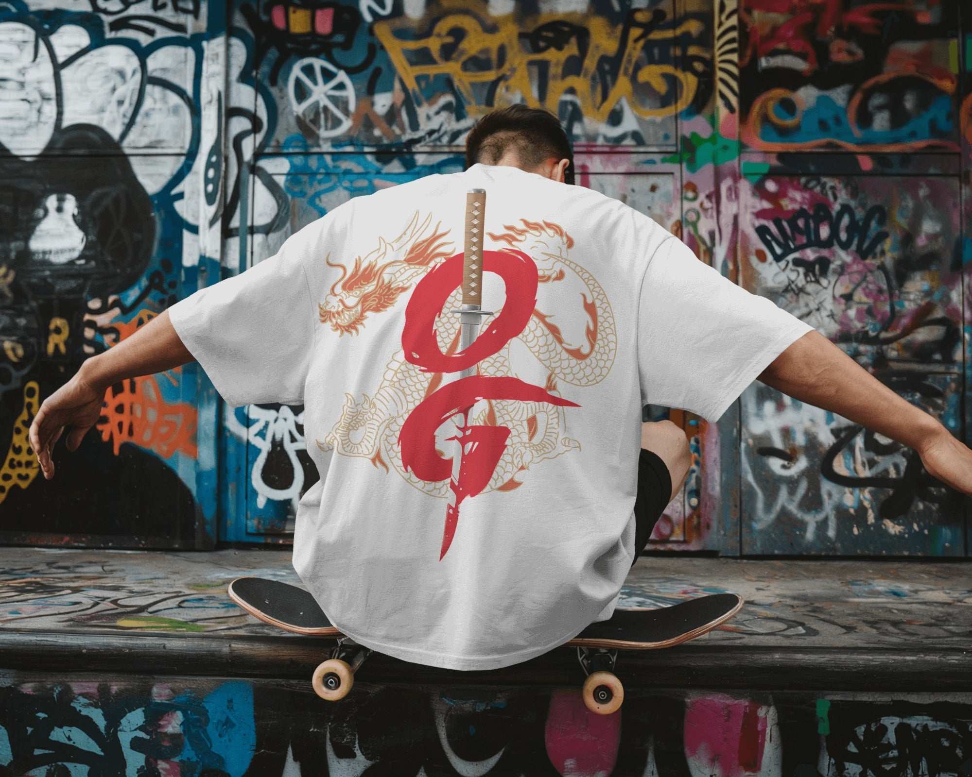 Legends aren’t made… they’re born OG🐉.Oversized Standard T-Shirt